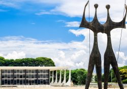 Ação no STF requer a cassação de decisão do TCU que prevê a revisão de pensões por morte a filhas de servidores