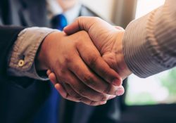 Superior Tribunal de Justiça homenageia o primeiro servidor cego a ingressar na Corte