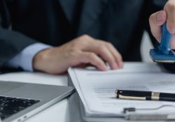 Quem, afinal, pode liberar o alvará de pagamento do seu precatório? A resposta está aqui